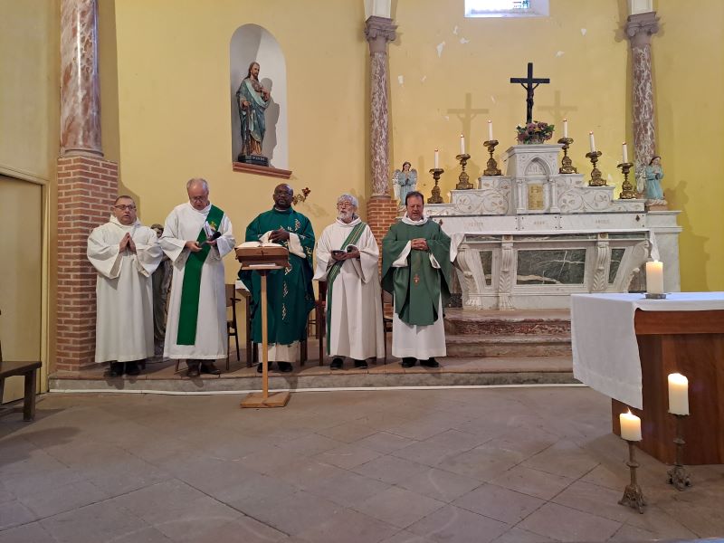 Vivre en frères et soeurs pour être vraiment famille de Dieu.